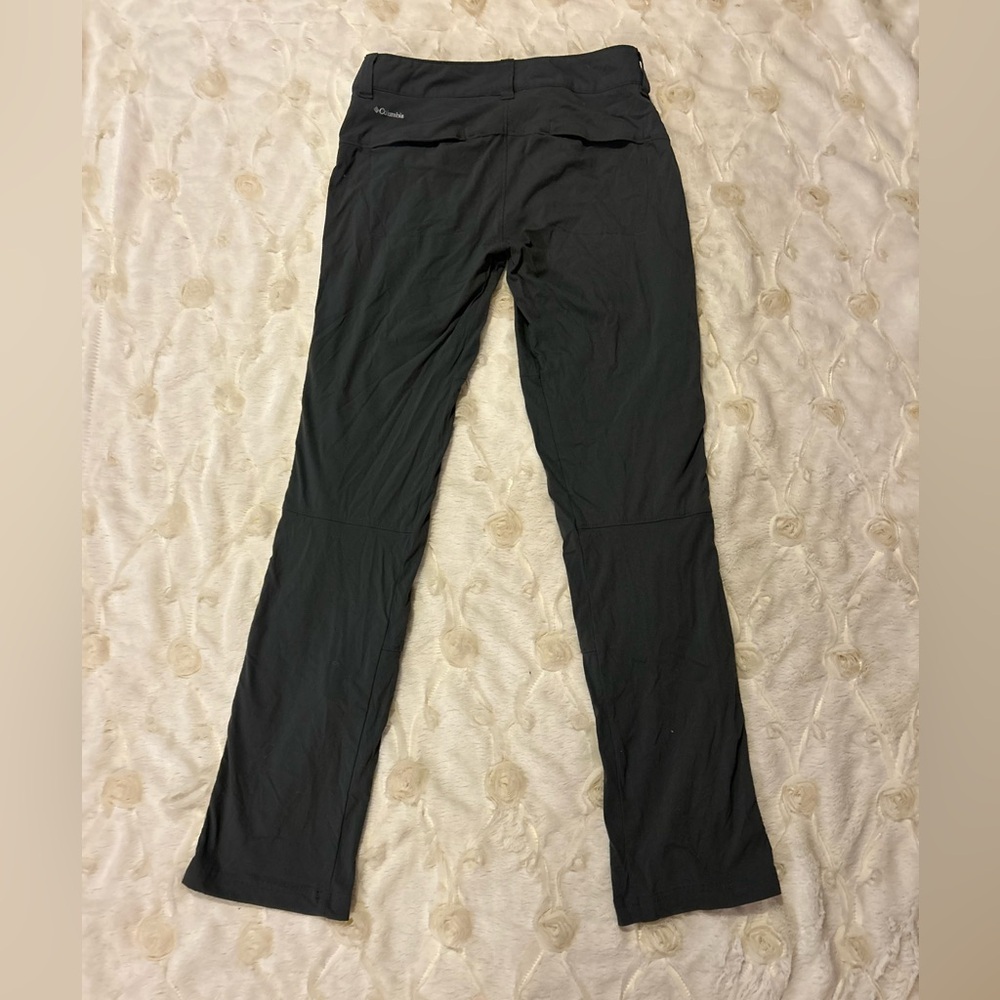 Columbia Charcoal Gray Pants! STRETCH! SO COMFORTABLE! OMNI-SHIELD! Pockets ❤️‍🔥 - Picture 2 of 5